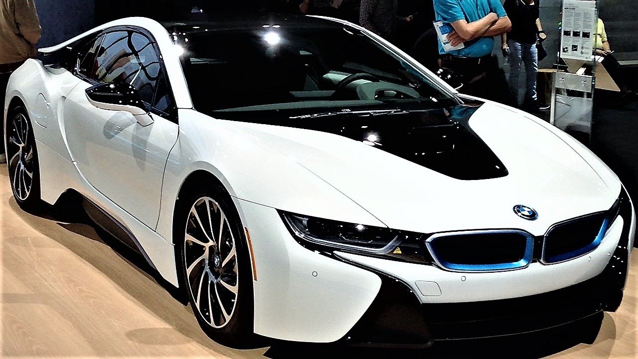 BMW I8